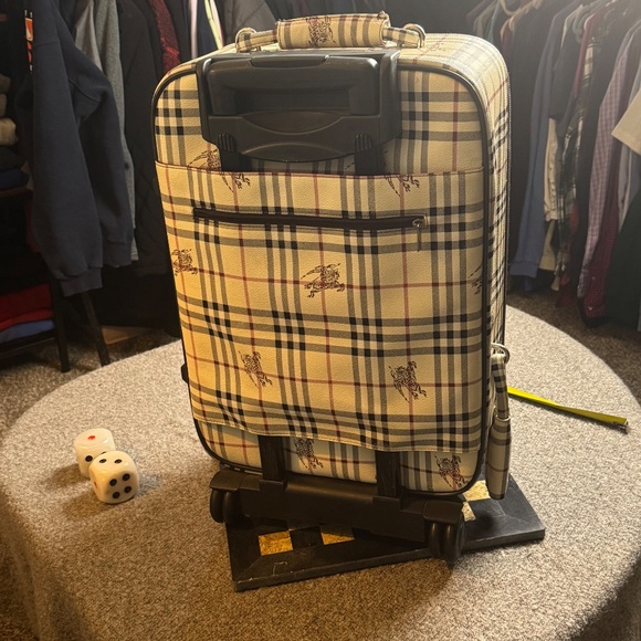CERTIFIED AUTHENTIC Burberrys Blue Label Vintage Check Rolling Suitcase - Picture 14 of 15